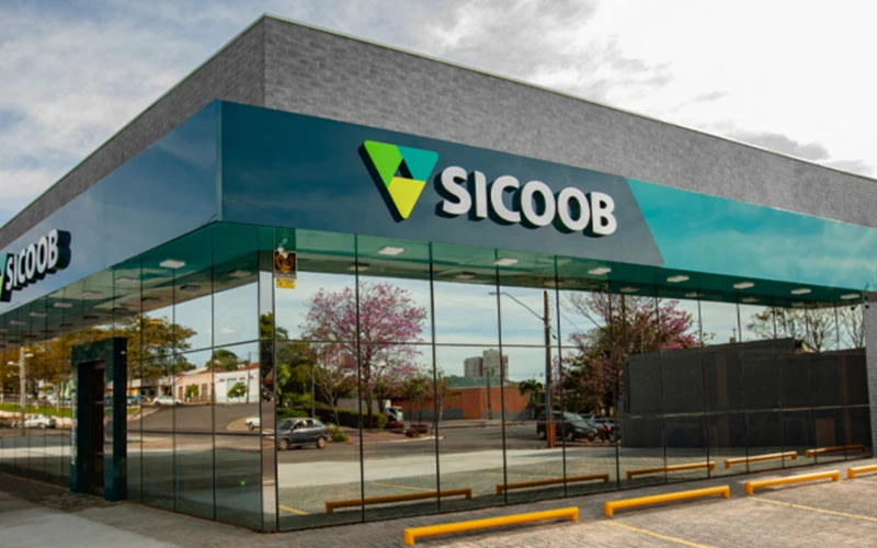 Com atuação próxima dos cooperados, Sicoob está entre as 10 principais instituições financeiras no ranking Valor 1000