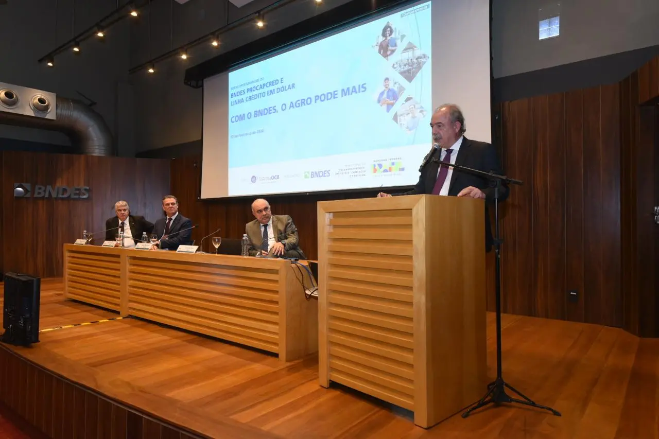 BNDES amplia acesso e moderniza as condições do Procapcred