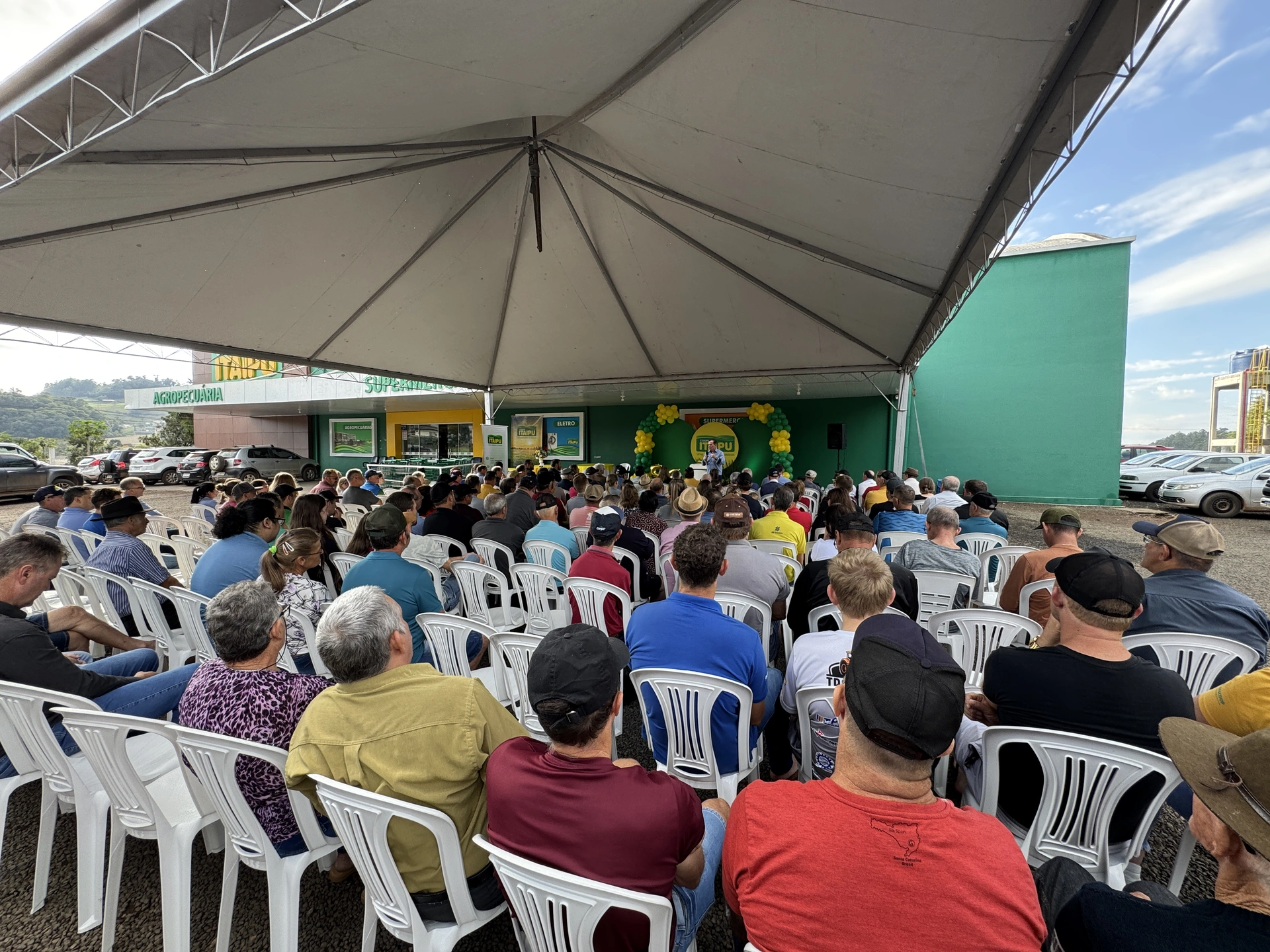 Café com o Presidente comemora os 56 Anos da Cooperitaipu junto de seus cooperados