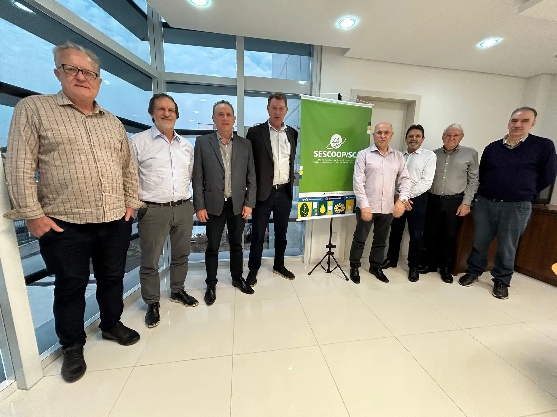 Novos Conselhos Administrativo e Fiscal do SESCOOP/SC tomam posse nesta sexta-feira