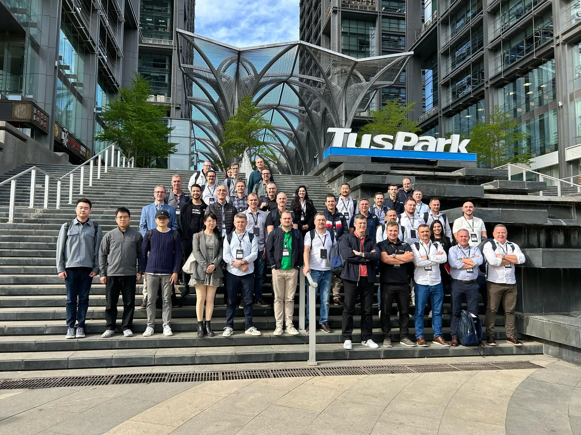 Missão internacional leva gestores do Sicredi à China