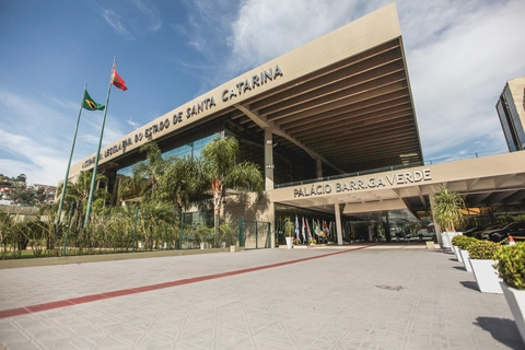 OCESC parabeniza ALESC pelos 190 anos