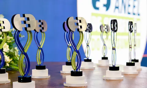 Cinco cooperativas catarinenses são finalistas do Prêmio ANEEL de Satisfação do Consumidor 2024